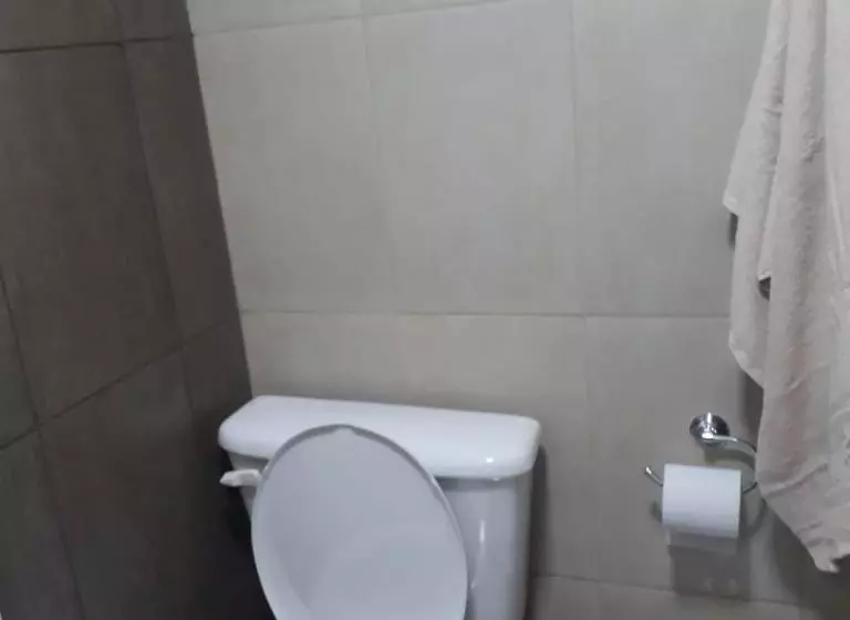 Aamiaismajoitus (B&B) Depto Temporario La Plata