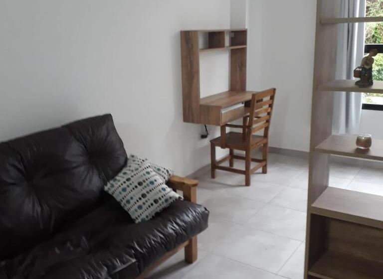 مبيت وإفطار Depto Temporario La Plata