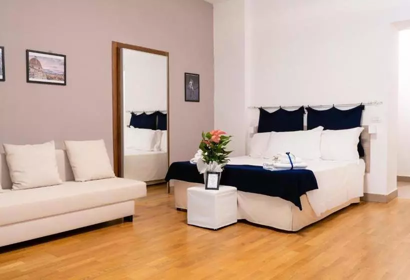 تختخواب و صبحانه La Petite Maison