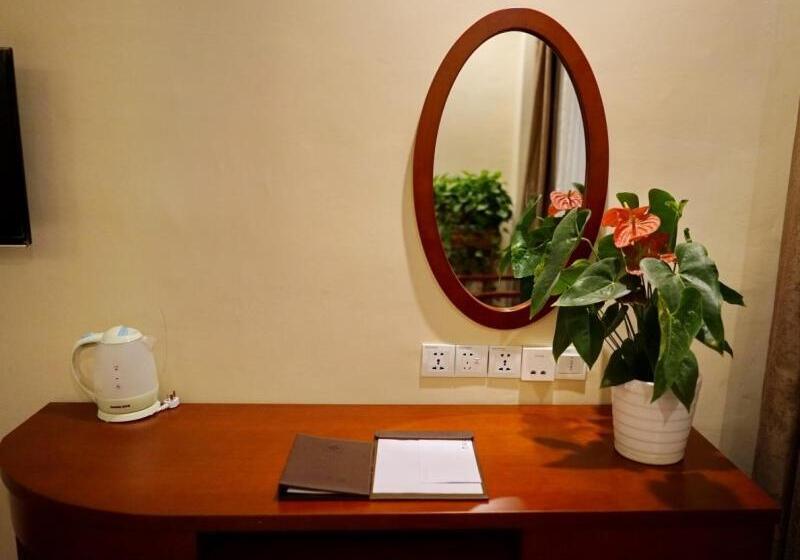 Hotel Greentree Inn Nantong Liuqiao Town Government Tongliu Road Express