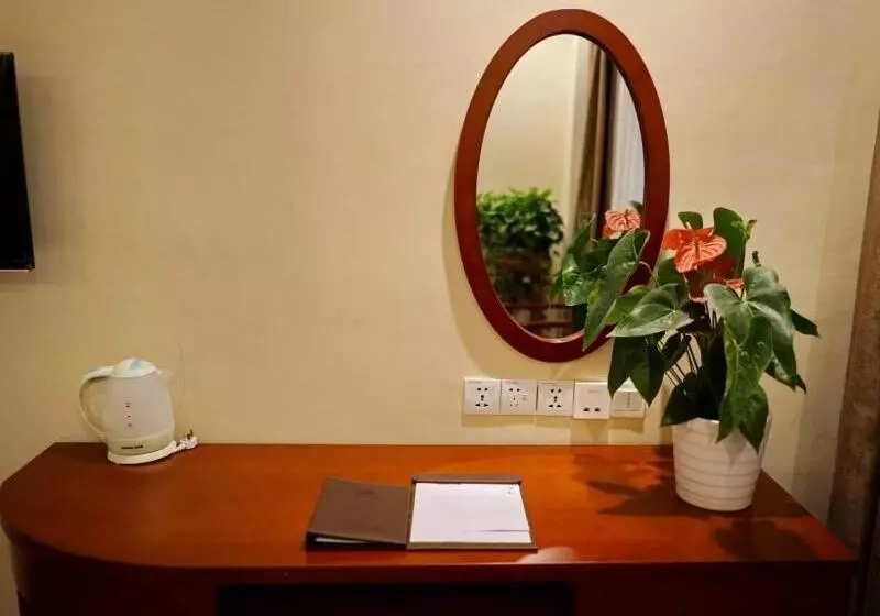 Hotelli Greentree Inn Nantong Liuqiao Town Government Tongliu Road Express