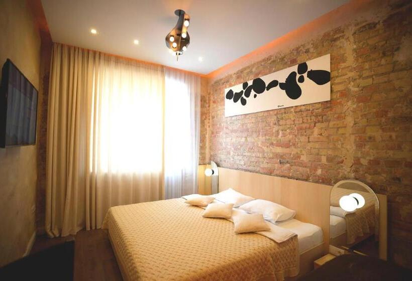 هتل Kyiv Boutique Apartments