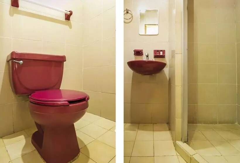 Hotelli Oyo  Posada Los Angeles