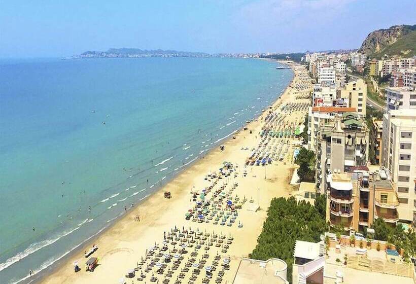 בית מלון כפרי Real