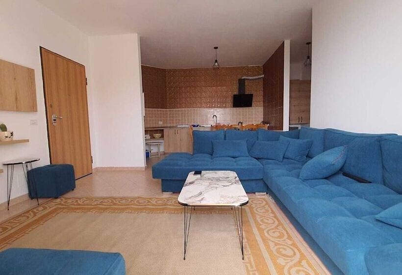 בית מלון כפרי Real