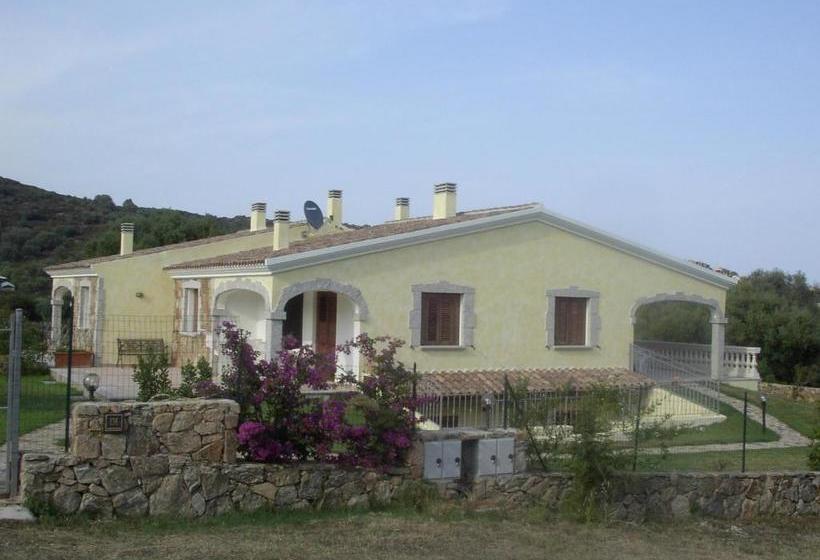 Iss Travel, I Giardini Di Porto Ottiolu