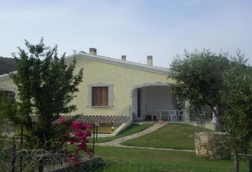 Iss Travel, I Giardini Di Porto Ottiolu