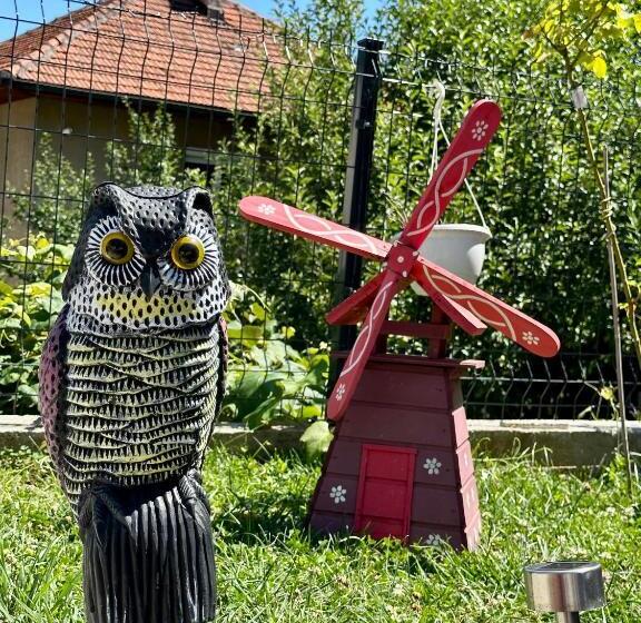 پانسیون Apartman Ejna