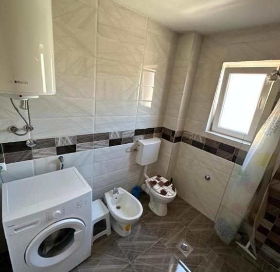 پانسیون Apartman Ejna