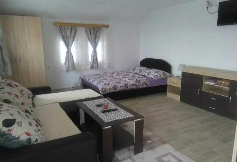 پانسیون Apartmani Babići