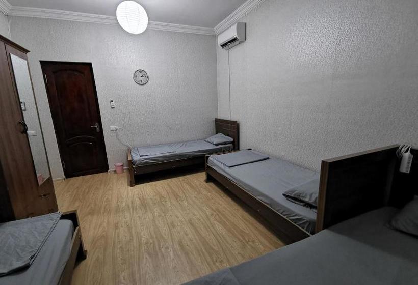 هاستل Rose House