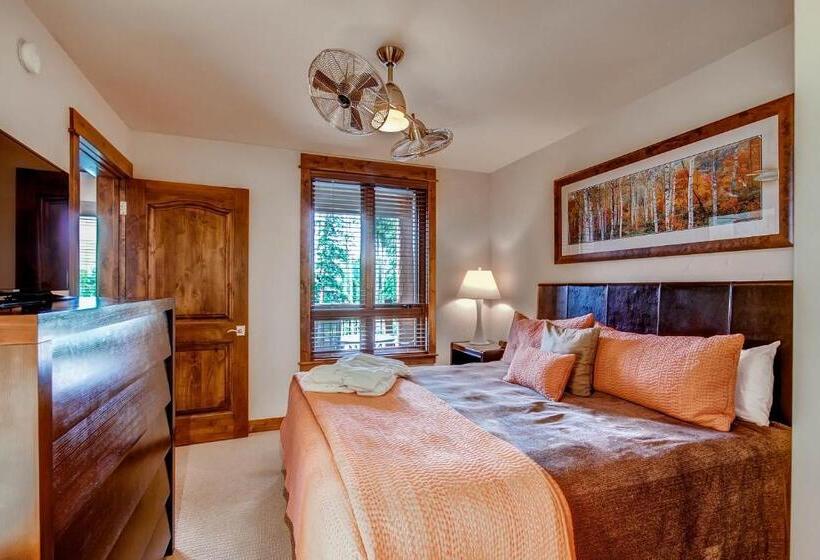 Breckenridge Luxury Ski In, Ski Out Condos