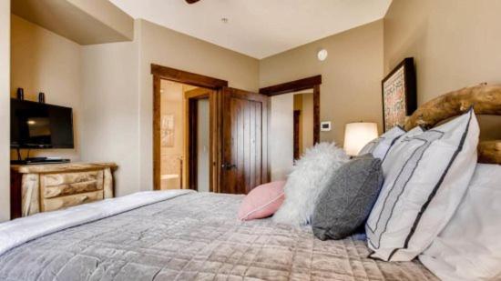 Breckenridge Luxury Ski In, Ski Out Condos