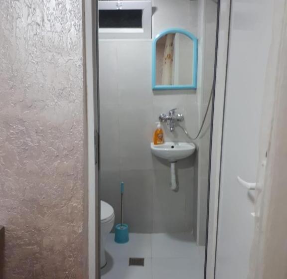 پانسیون Artur