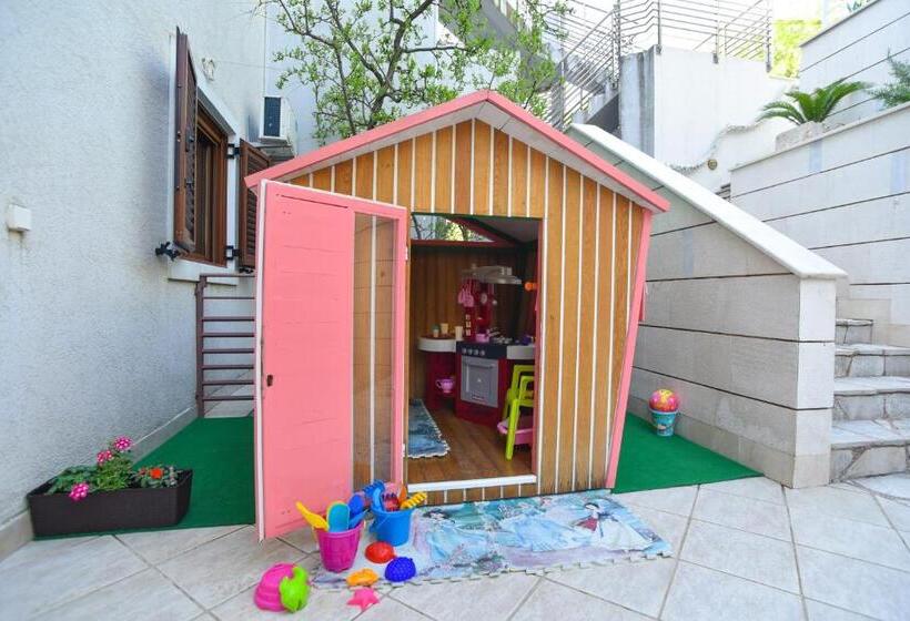 پانسیون Guest House Jedro