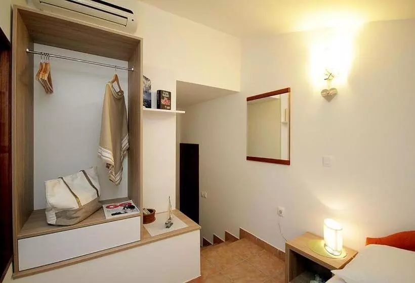 پانسیون Guest House Jedro