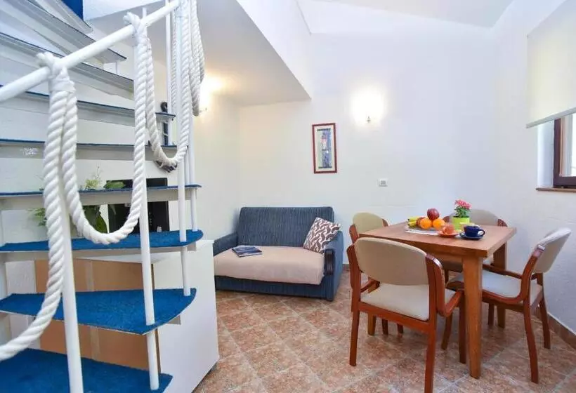 پانسیون Guest House Jedro