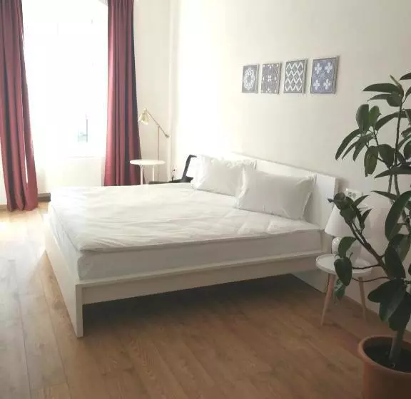 ペンション Jules Home