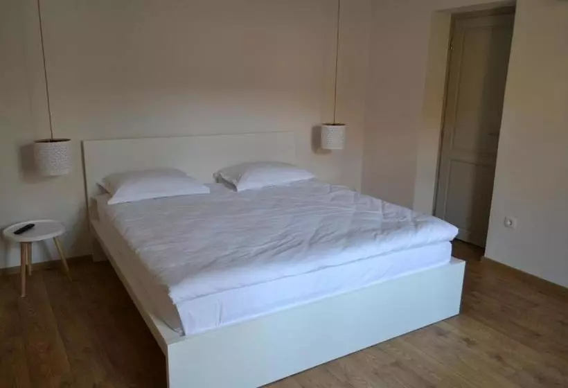 ペンション Jules Home