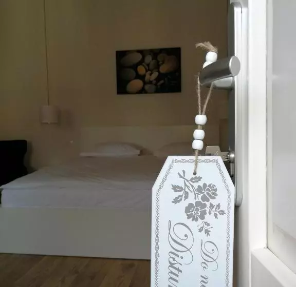 ペンション Jules Home