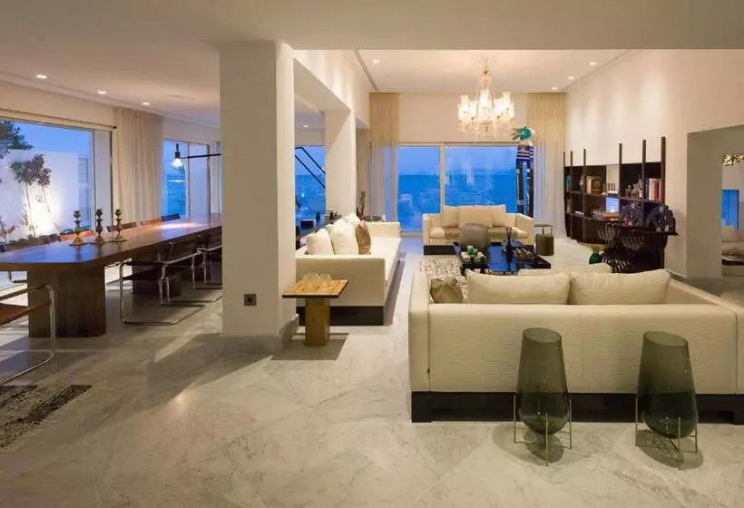 پانسیون Maison Dedine  Smallluxuryhotels  Adults Only