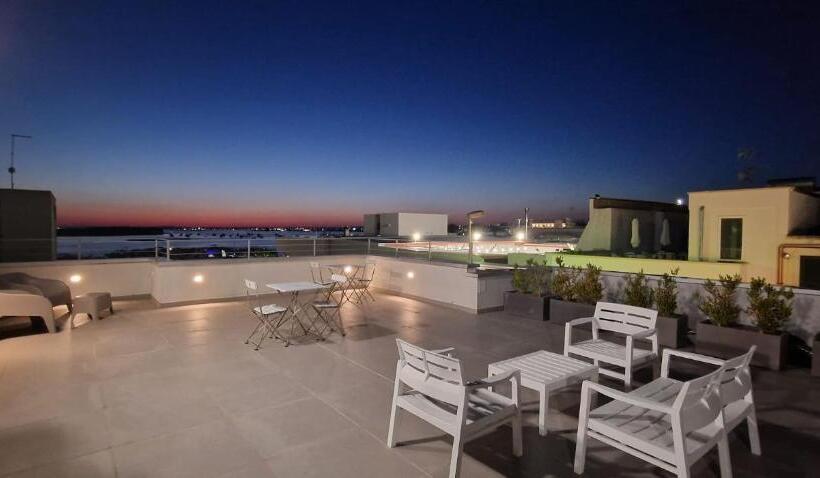 פנסיון Marebed Apartments & Rooms