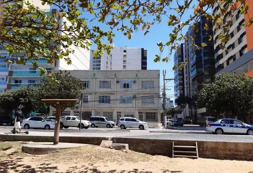 Yellow Hostel Praia Da Costa