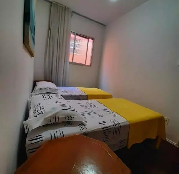 Yellow Hostel Praia Da Costa