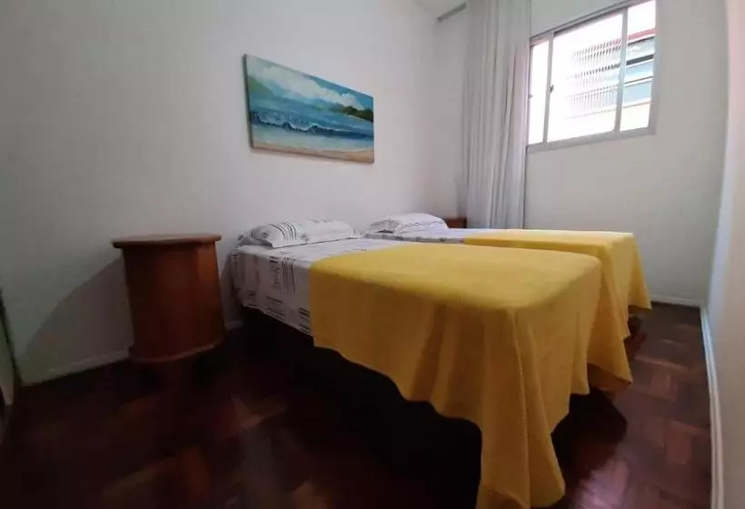 Yellow Hostel Praia Da Costa