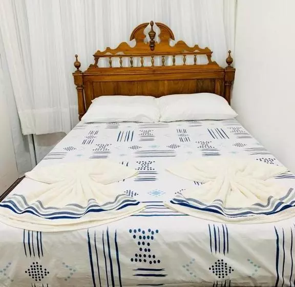 Yellow Hostel Praia Da Costa