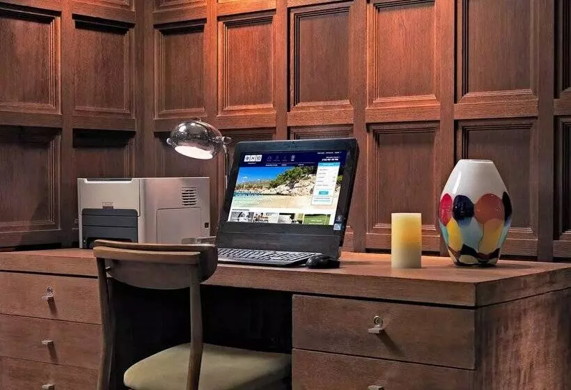 Boutique Hotel H10 Montcada