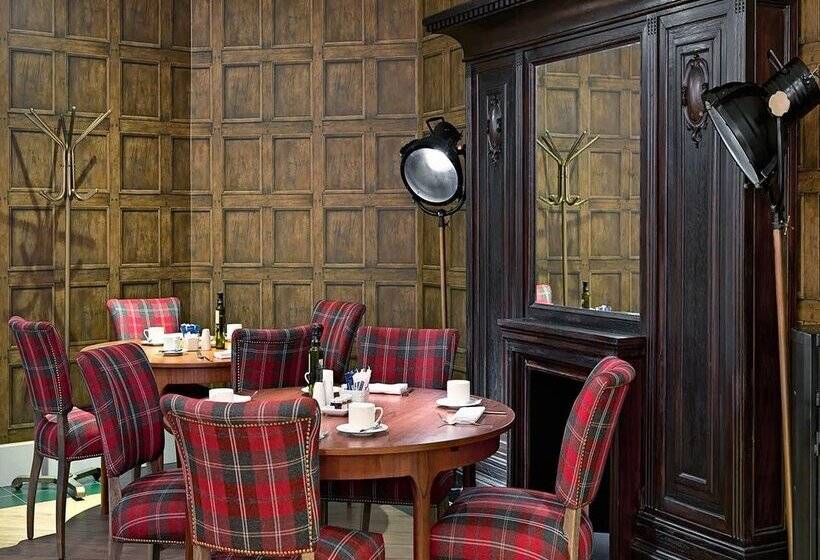 Boutique Hotel H10 Montcada