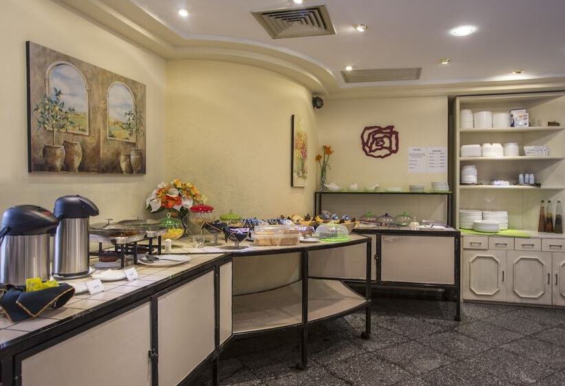 בית מלון כפרי Astron Garden Special