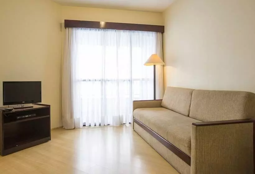 בית מלון כפרי Astron Garden Special