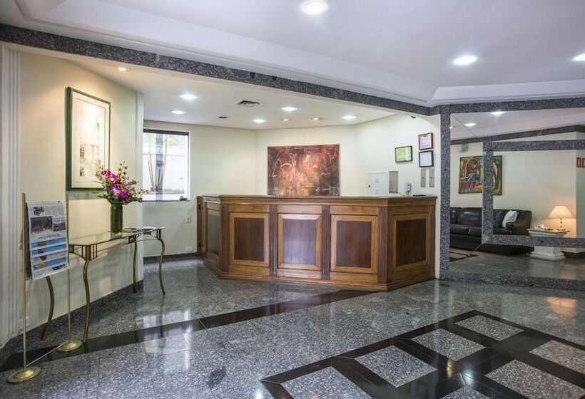 בית מלון כפרי Astron Garden Special