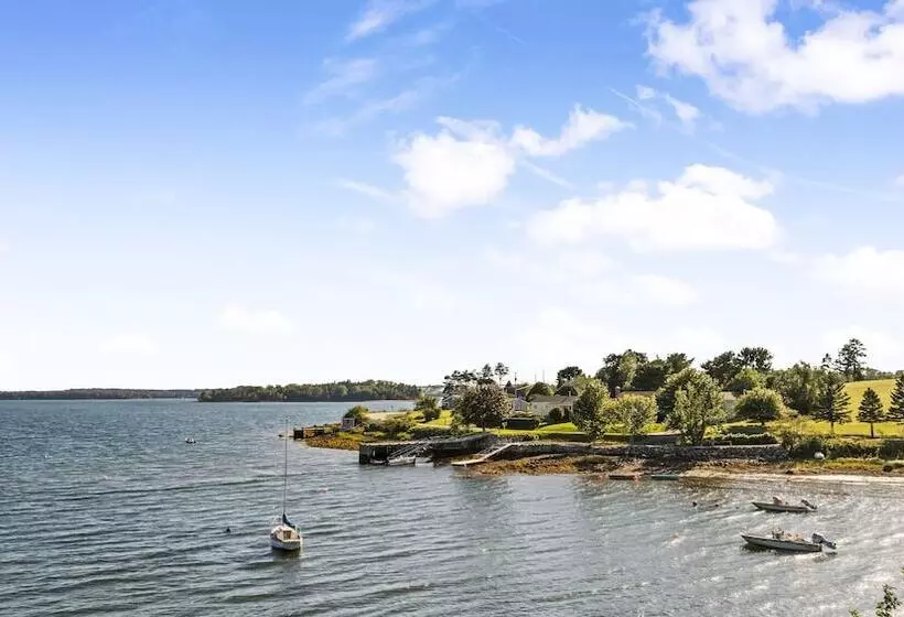 فندق Bayview Pines Country Inn B&b