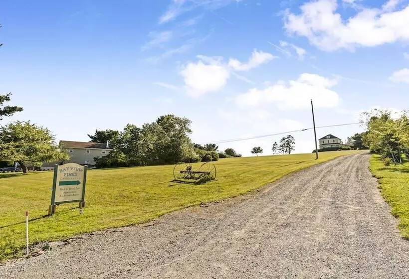 فندق Bayview Pines Country Inn B&b