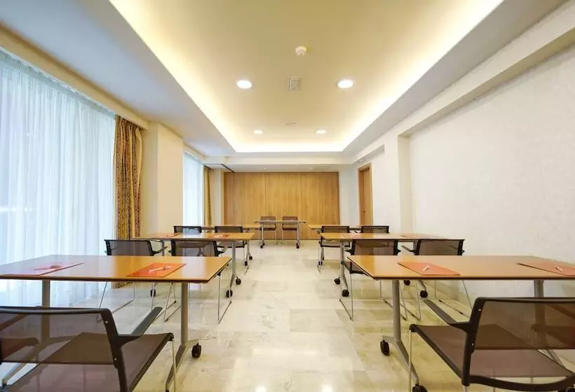 Otel Bull Reina Isabel & Spa