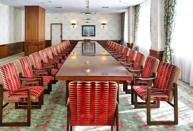 Otel Bull Reina Isabel & Spa