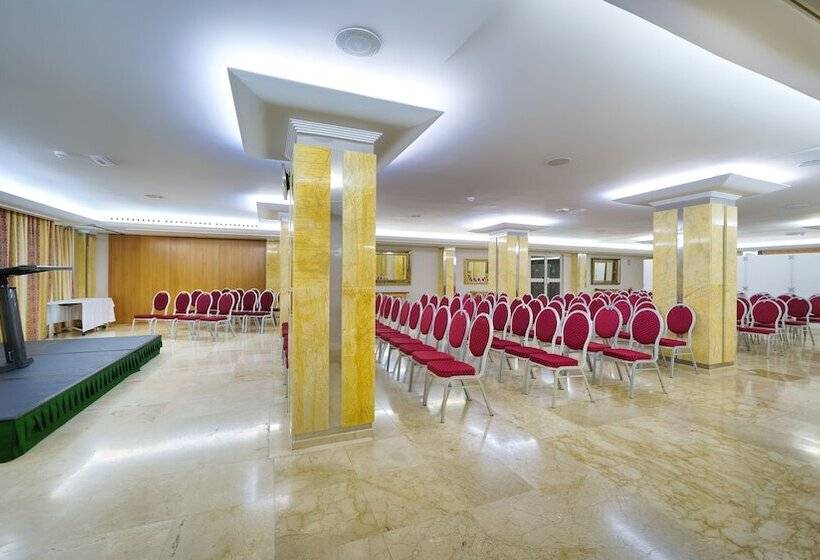 فندق Bull Reina Isabel & Spa