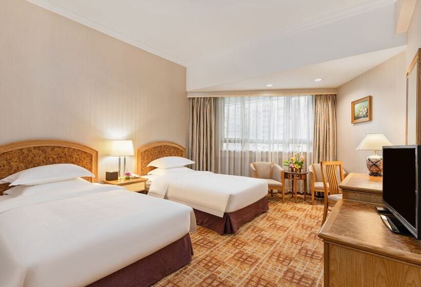 فندق Century Plaza