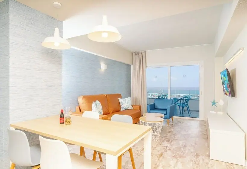 هتل Hovima La Pinta Beachfront Family