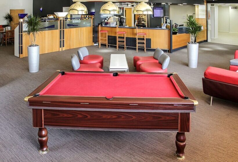 酒店 Ibis Cardiff Gate  International Business Park