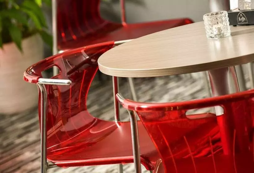 هتل Ibis Charleroi Centre Gare