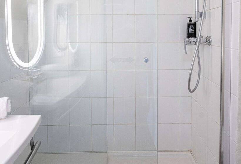 هتل Ibis Granville Port De Plaisance