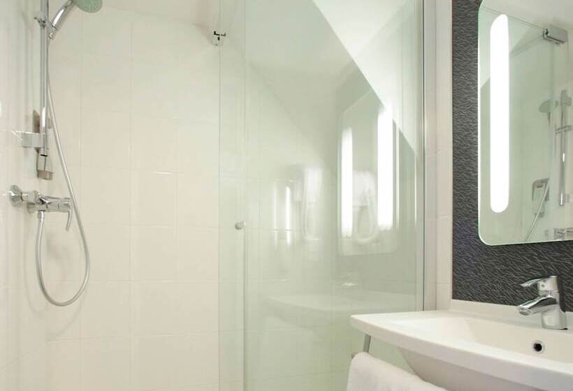 هتل Ibis Granville Port De Plaisance