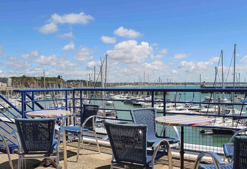 هتل Ibis Granville Port De Plaisance