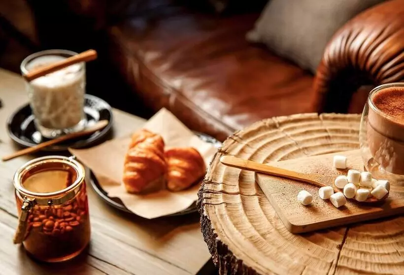 Отель Ibis Manchester Centre 96 Portland Street