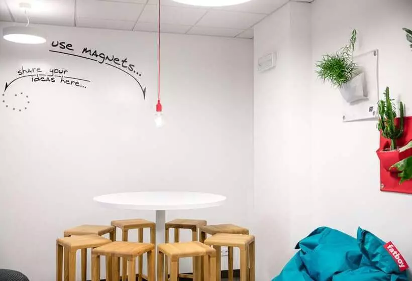 هتل Ibis Praha Wenceslas Square