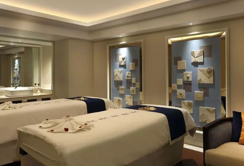 호텔 Sheraton Grand Pune Bund Garden